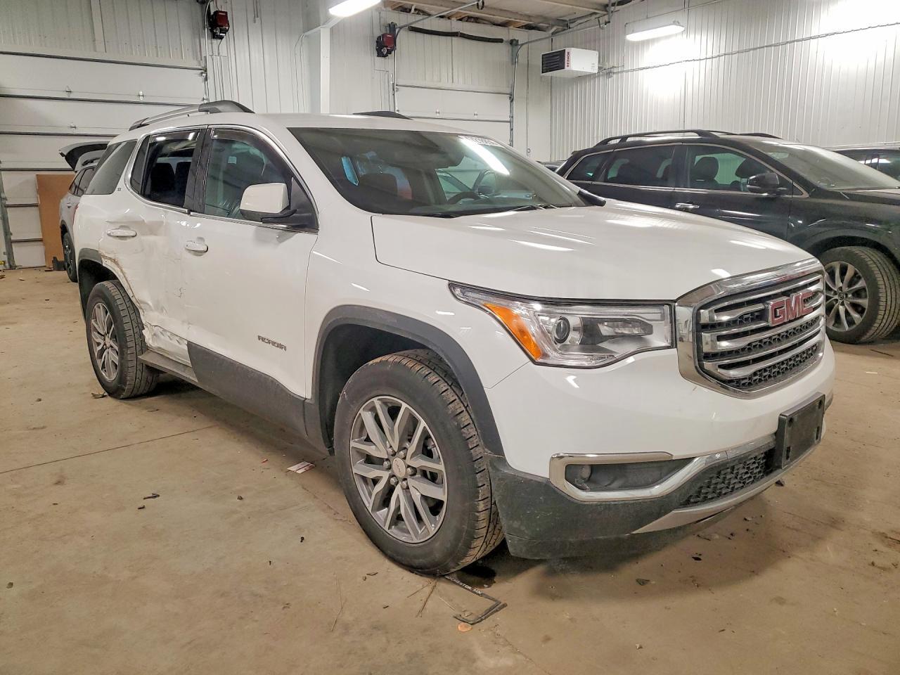 2017 GMC Acadia Sle - Image 4