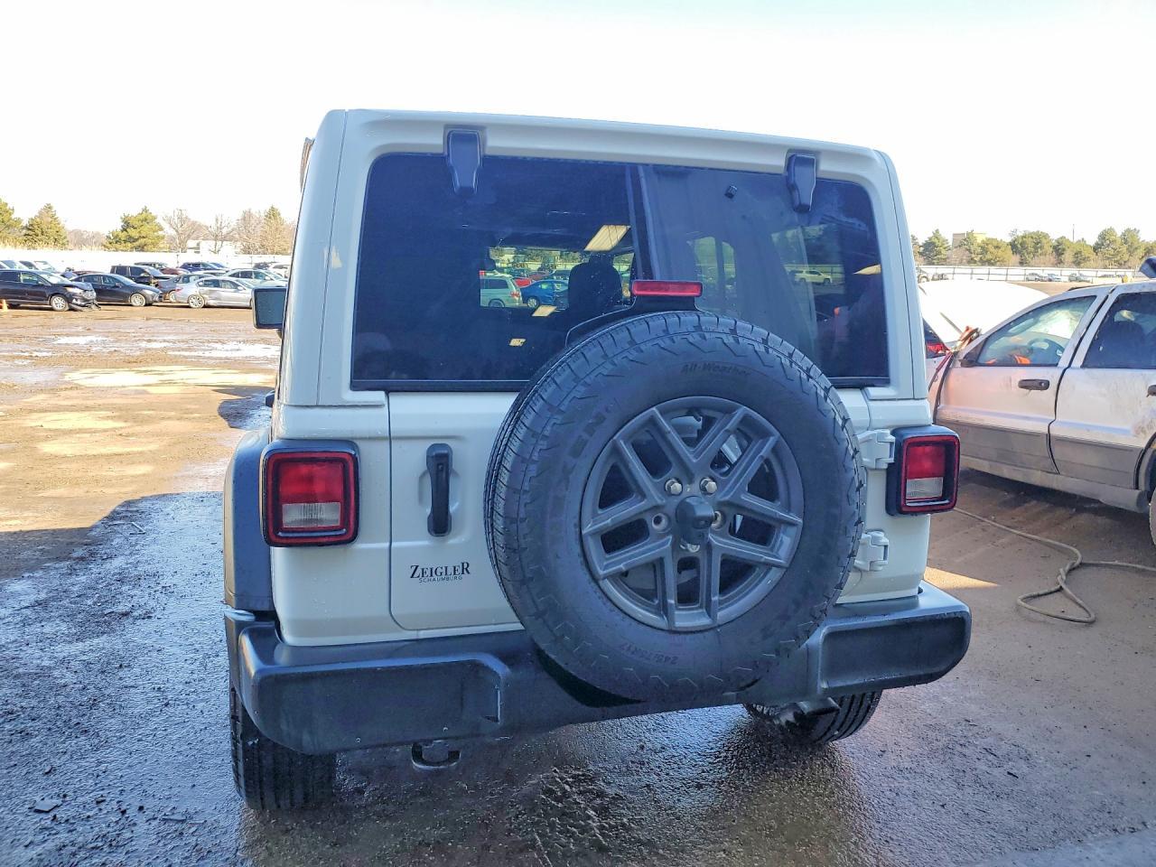 2025 Jeep Wrangler Sport - Фото 6