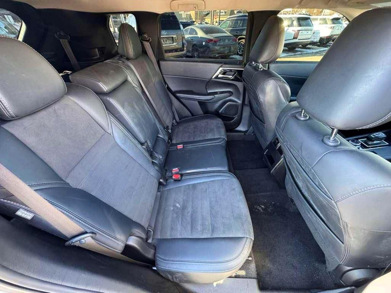 2024 Mitsubishi Outlander Se - Фото 6