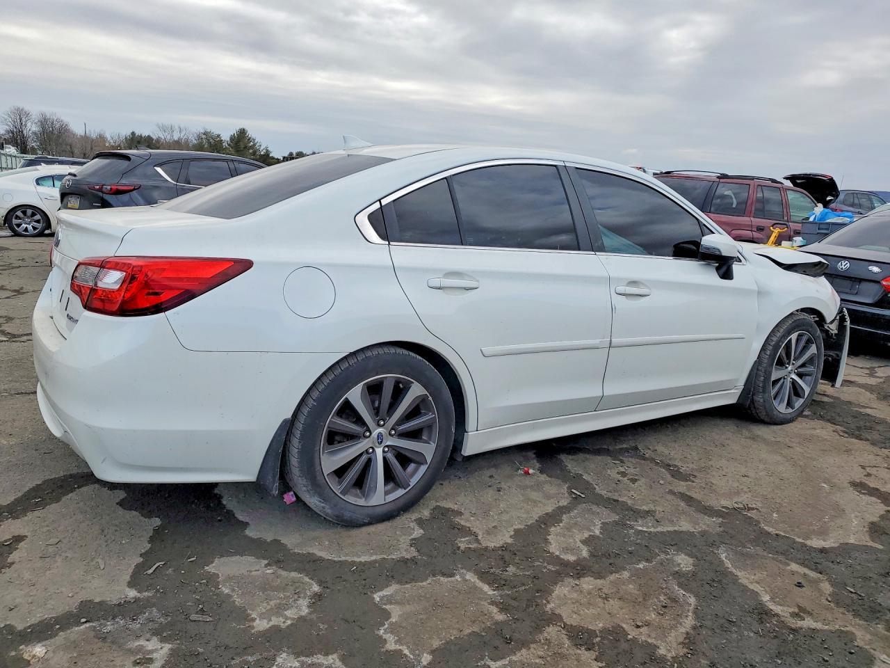 2016 Subaru Legacy 2.5I Limited - Фото 3