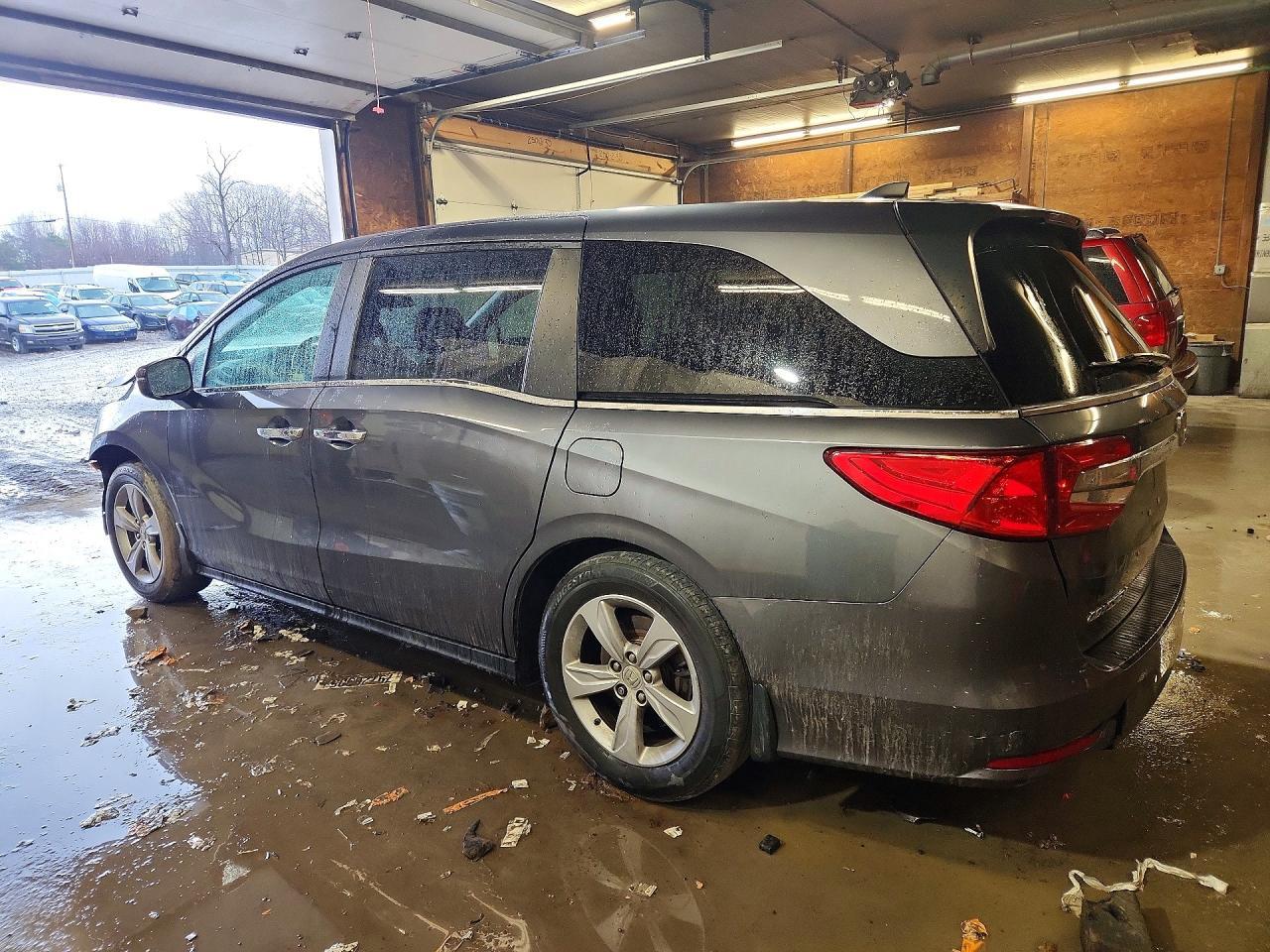 2018 Honda Odyssey Ex - Фото 2