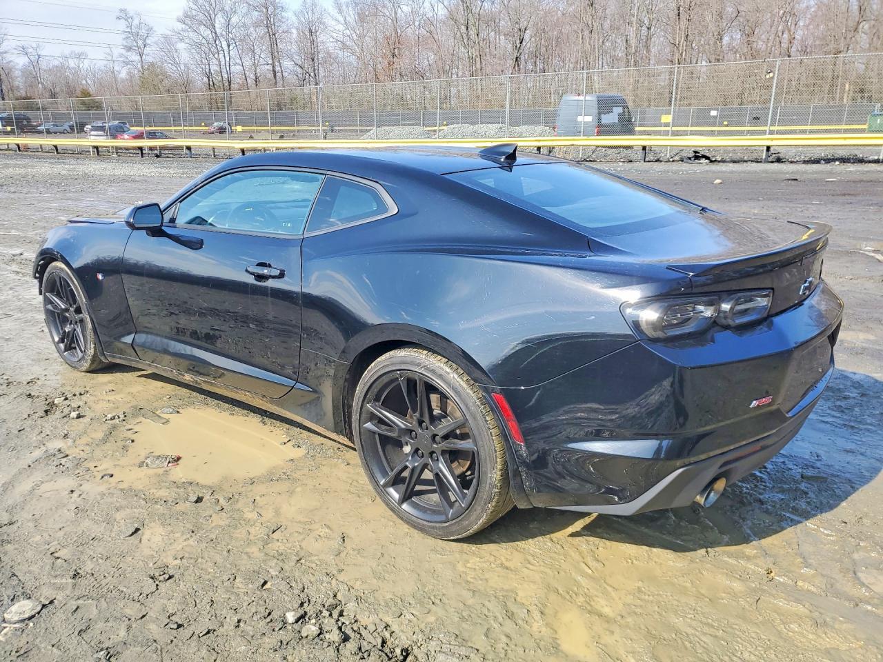 2020 Chevrolet Camaro Ls - Фото 2