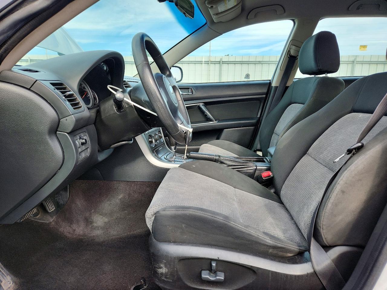 2005 Subaru Legacy Outback 2.5I - Image 7
