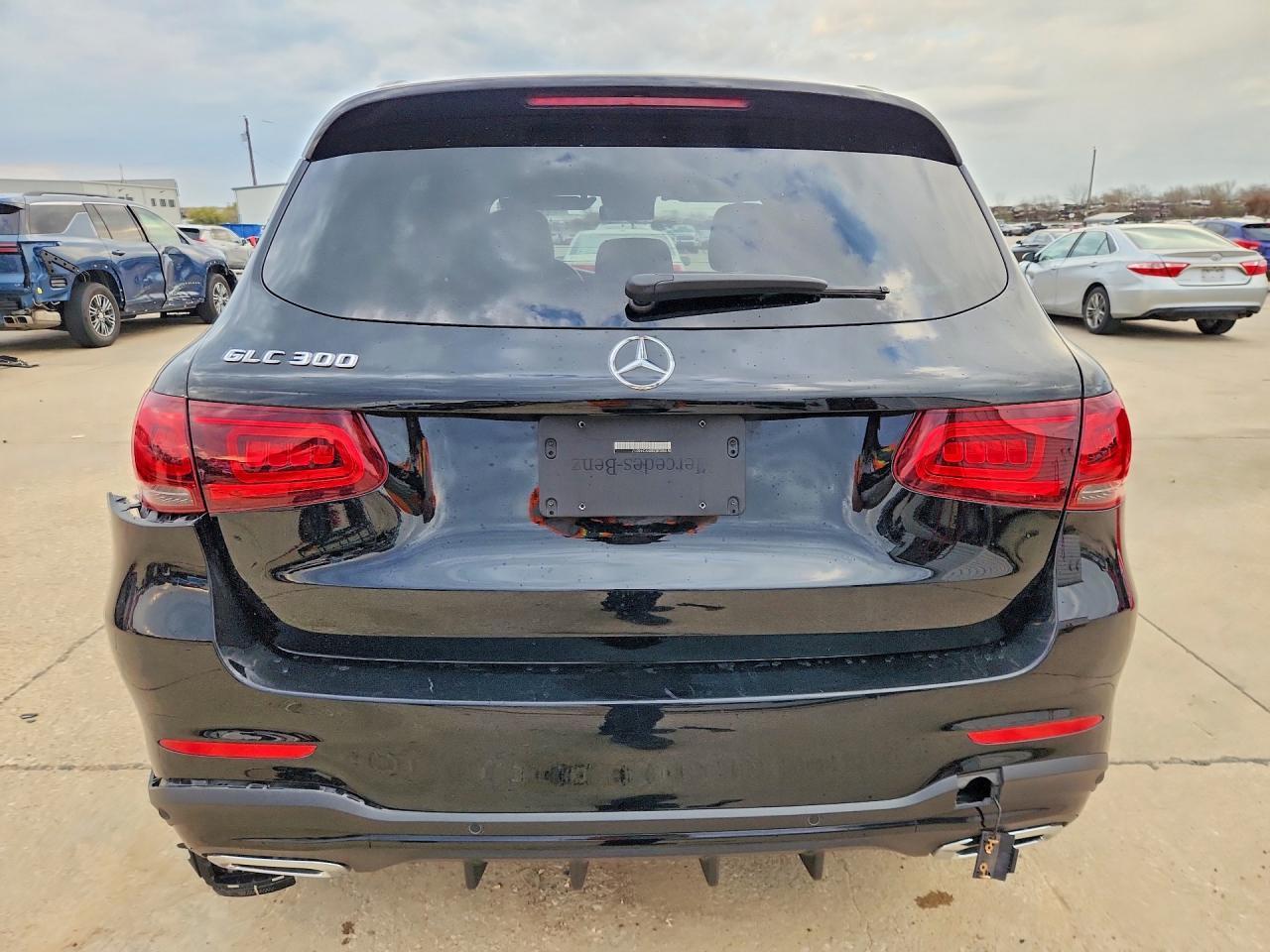 2022 Mercedes-Benz Glc 300 - Image 6