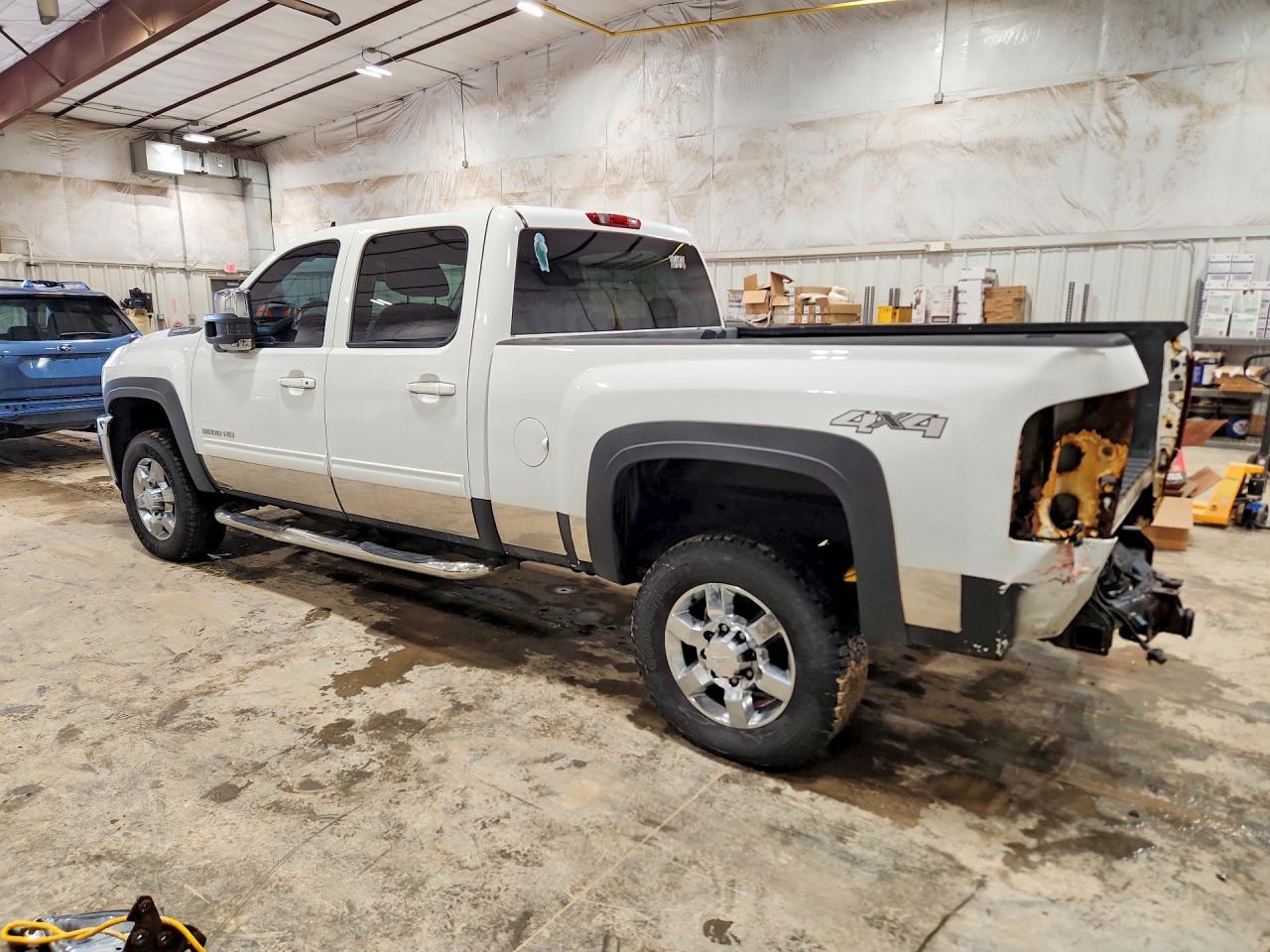 2011 Chevrolet Silverado K2500 Heavy Duty Ltz - Фото 2