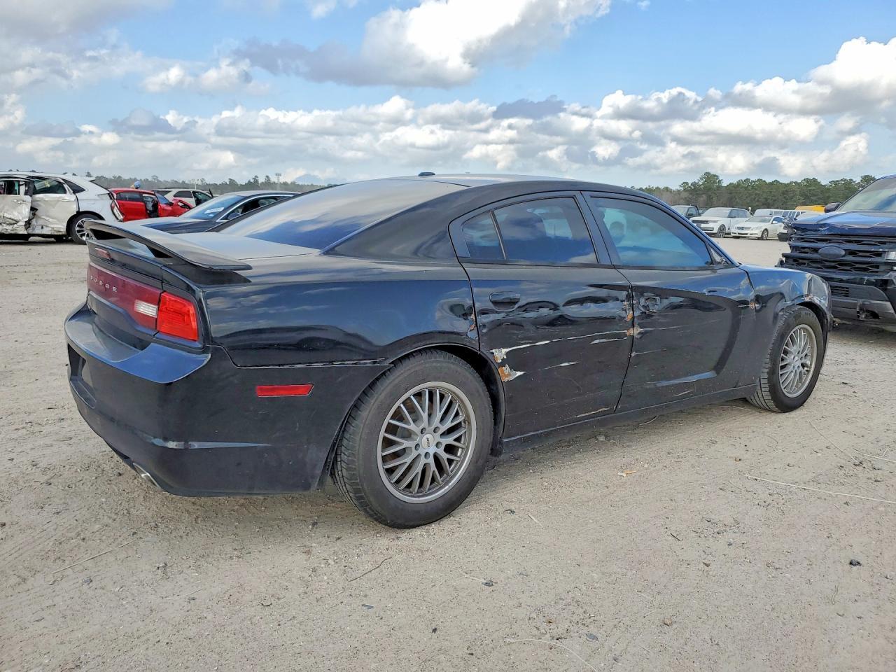 2014 Dodge Charger Se - Фото 3