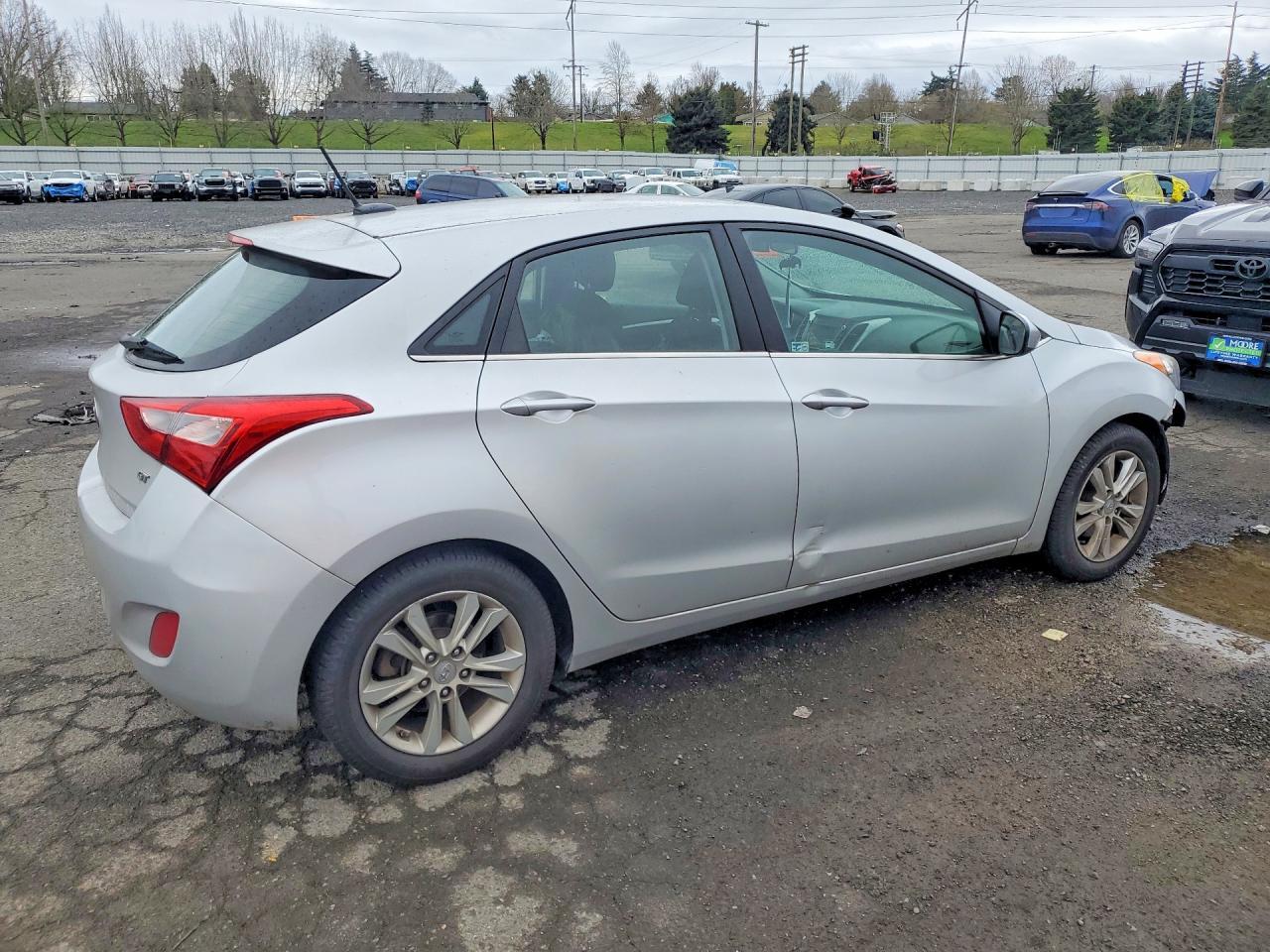 2014 Hyundai Elantra Gt Base - Фото 3