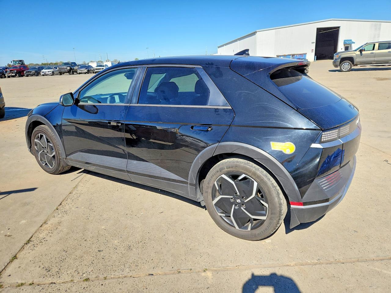 2022 Hyundai Ioniq 5 Se - Фото 2