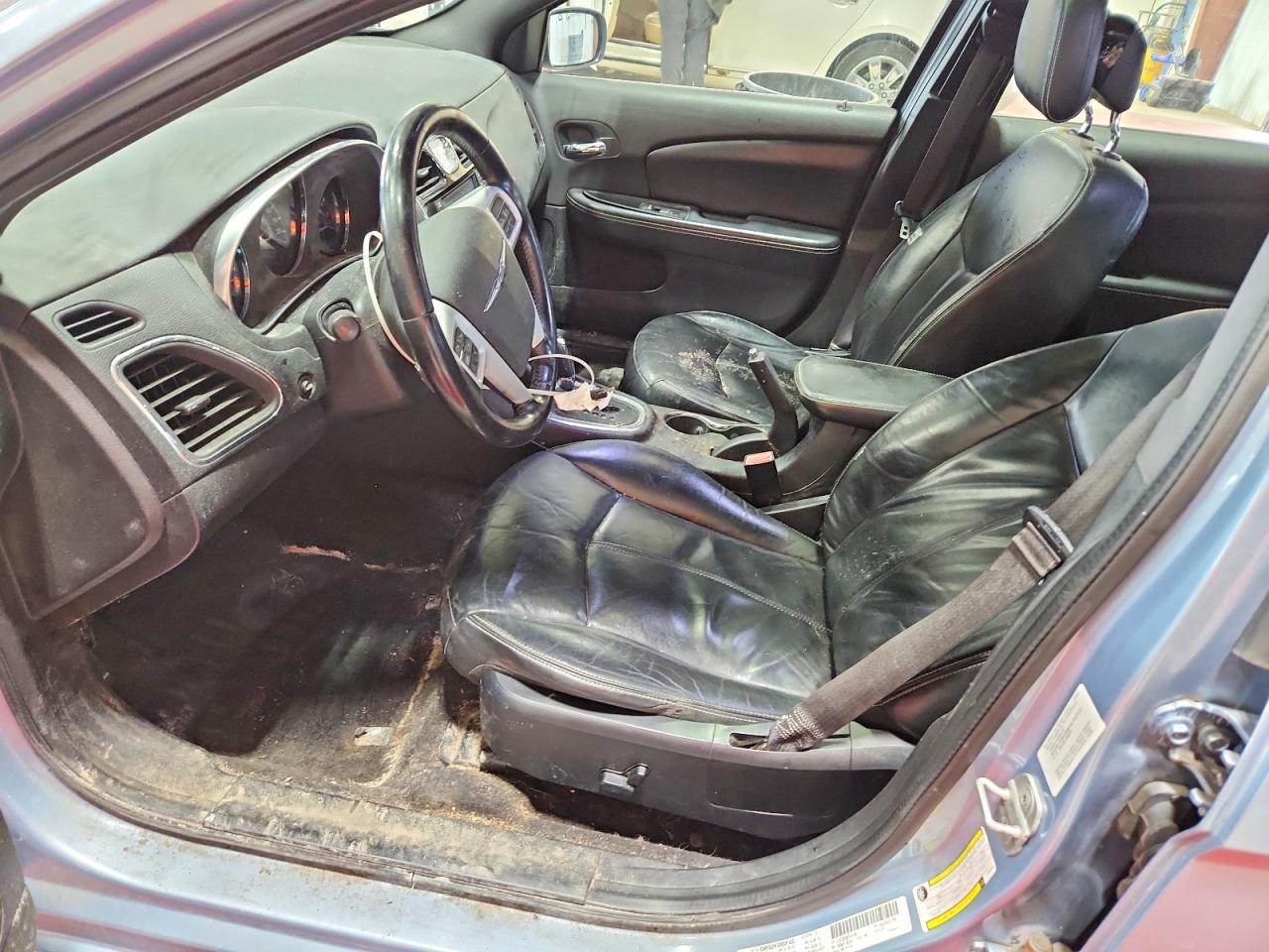 2012 Chrysler 200 Limited - Фото 7