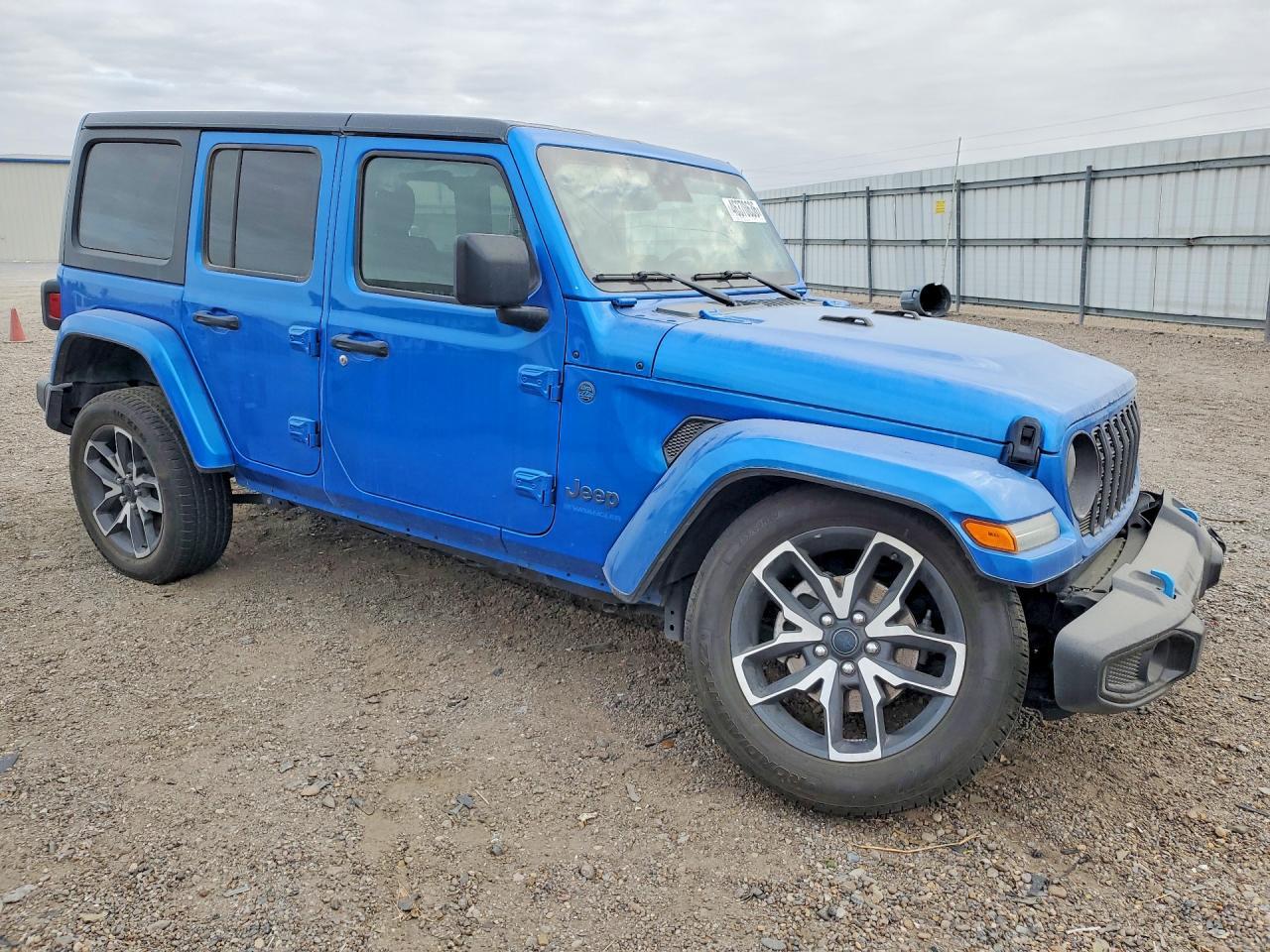 2024 Jeep Wrangler 4Xe - Image 4