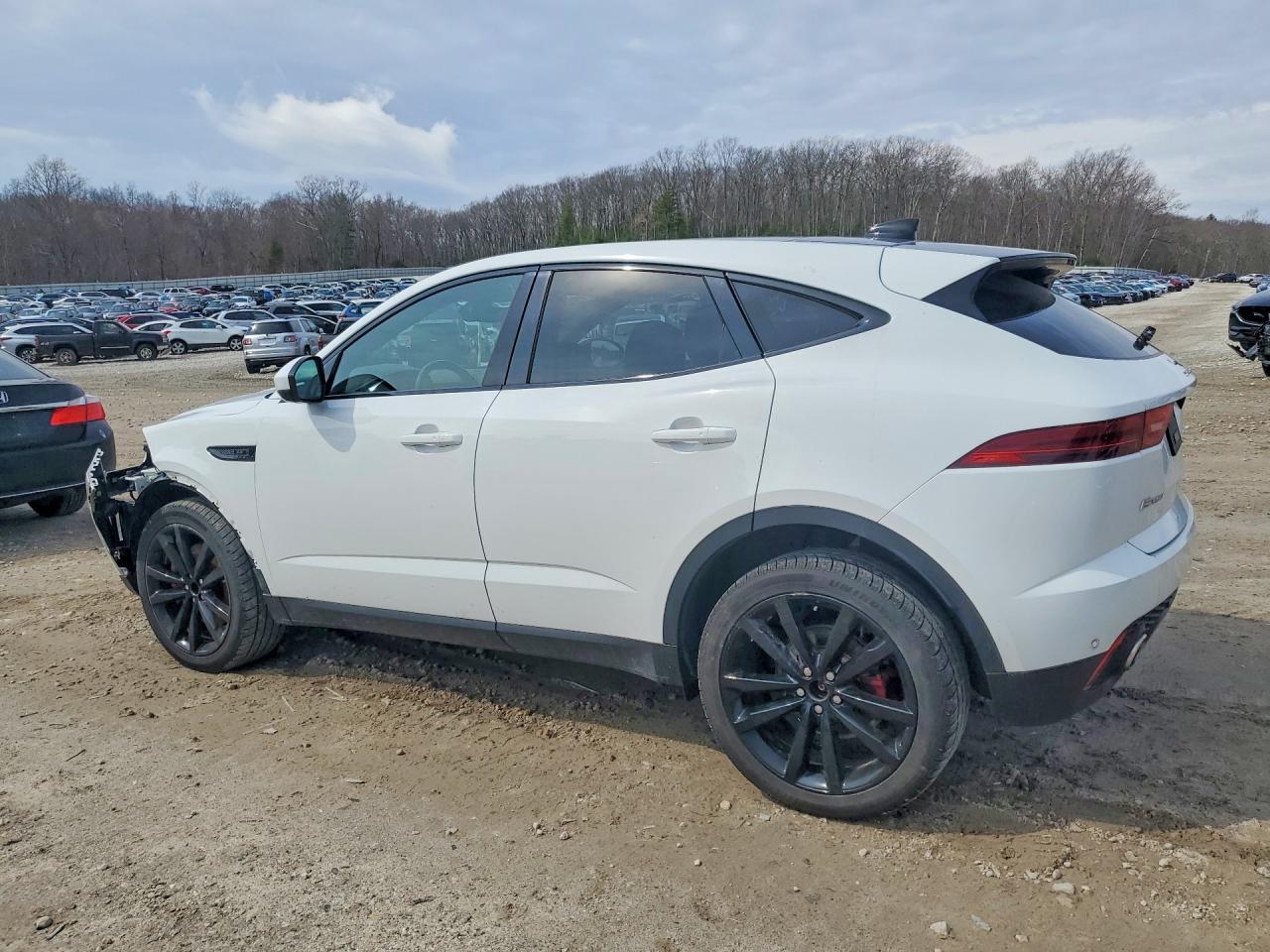 2019 Jaguar E-Pace Se - Фото 2