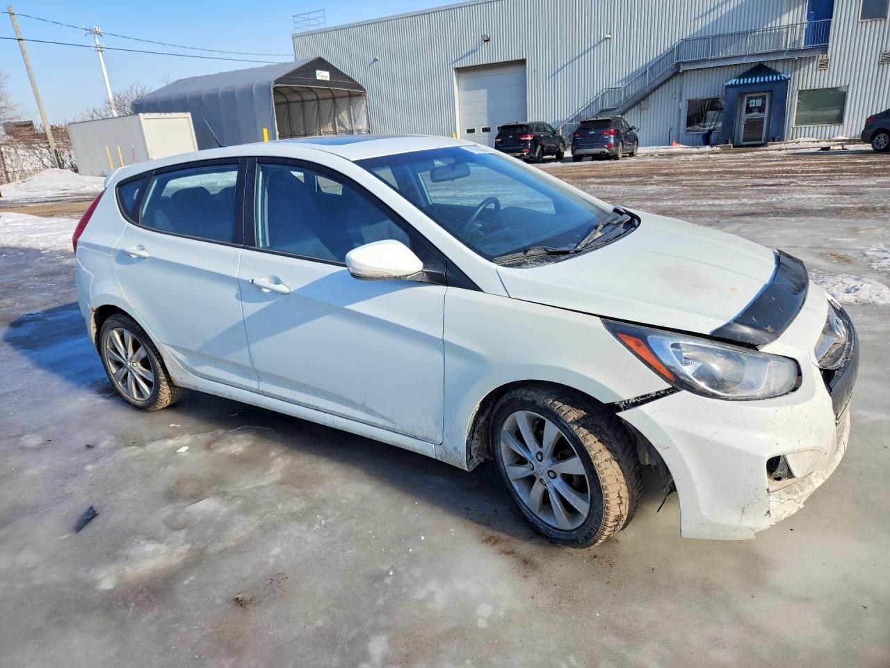 2012 Hyundai Accent Se - Фото 4
