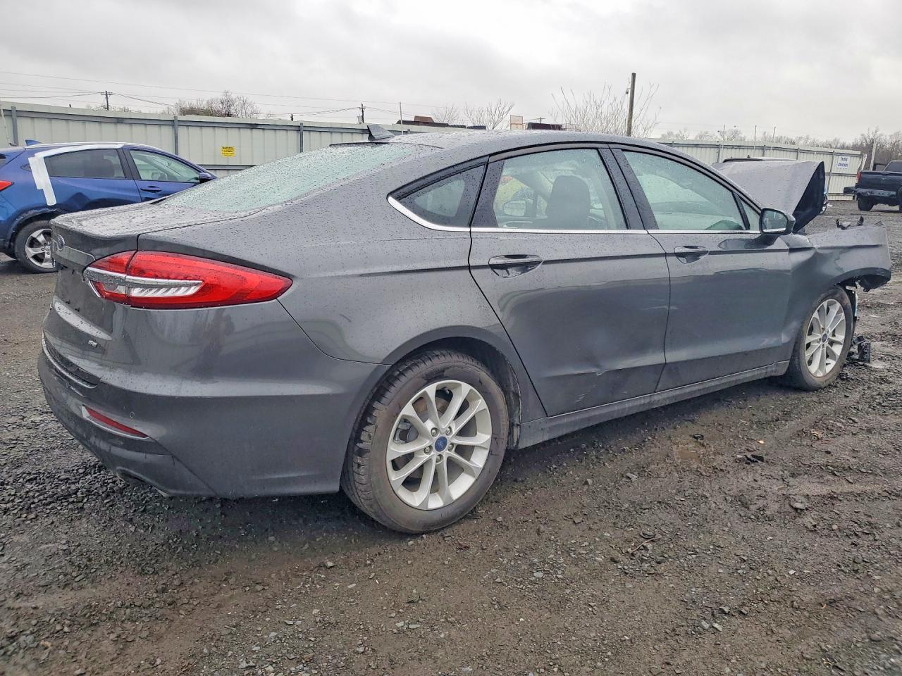 2020 Ford Fusion Se - Фото 3
