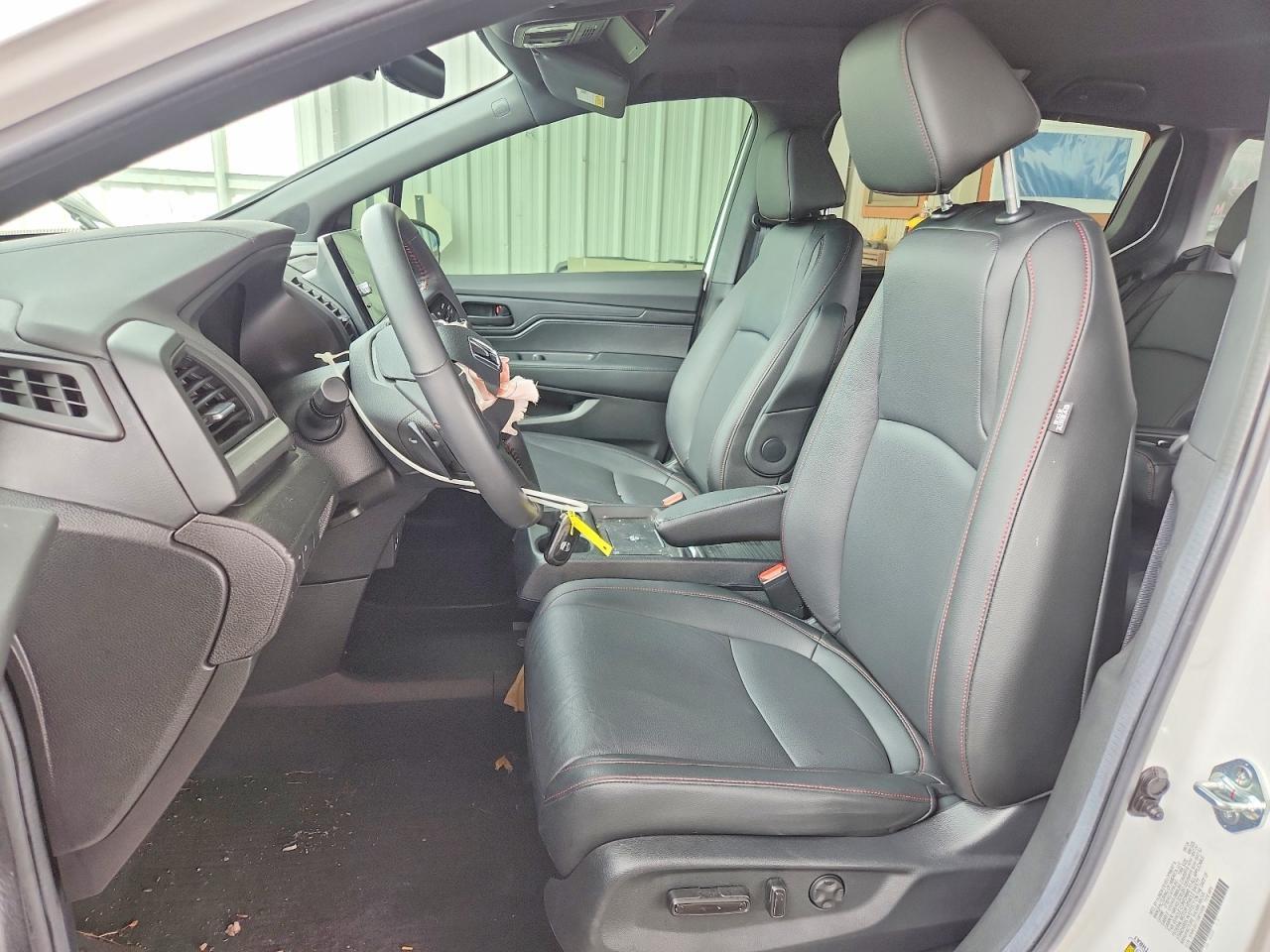2025 Honda Odyssey Sport-L - Фото 7