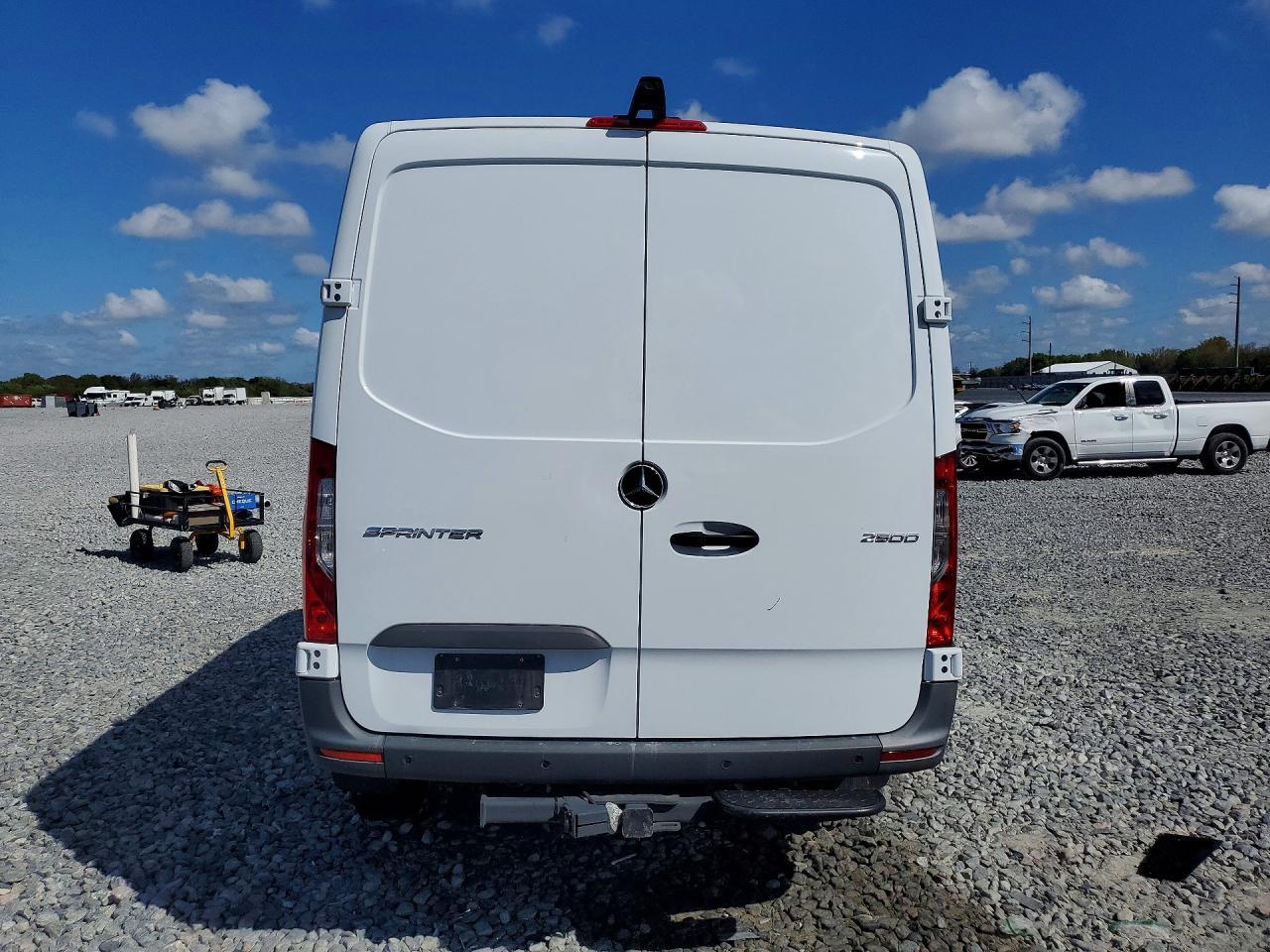 2025 Mercedes Benz Sprinter 2500 Delivery Van - Фото 6
