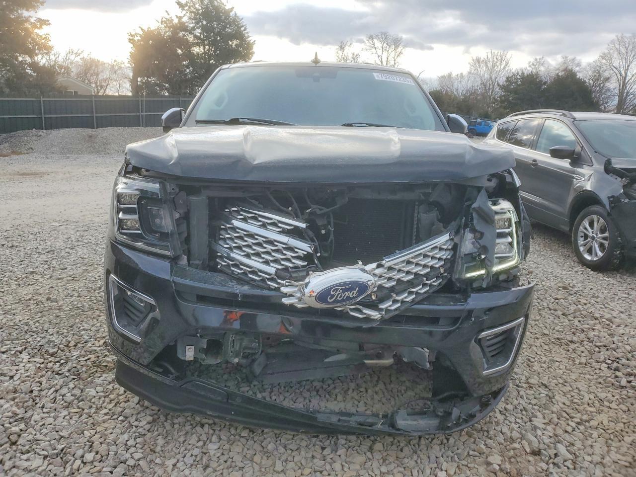 2018 Ford Expedition Platinum - Image 5