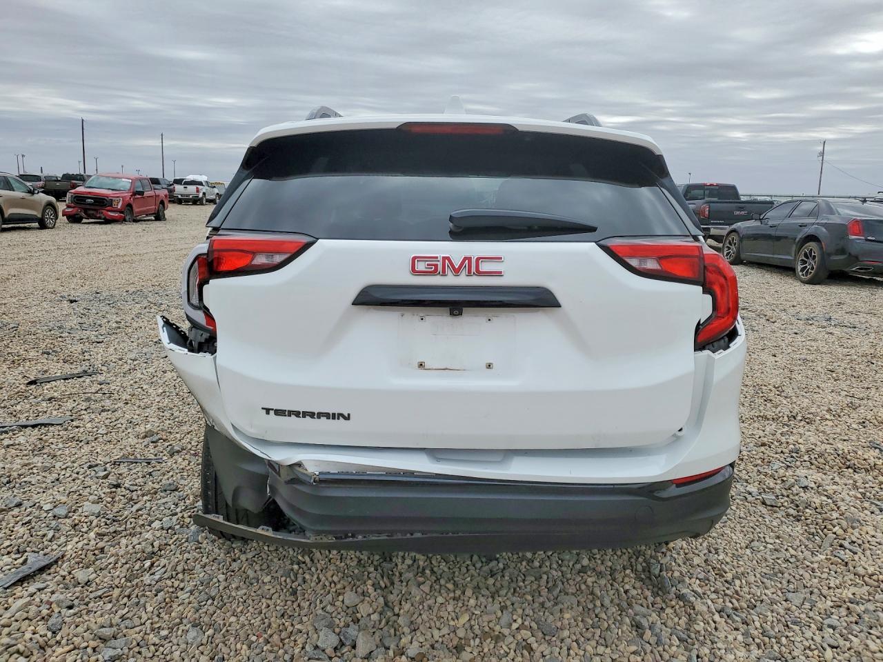 2020 GMC Terrain Sle - Image 6