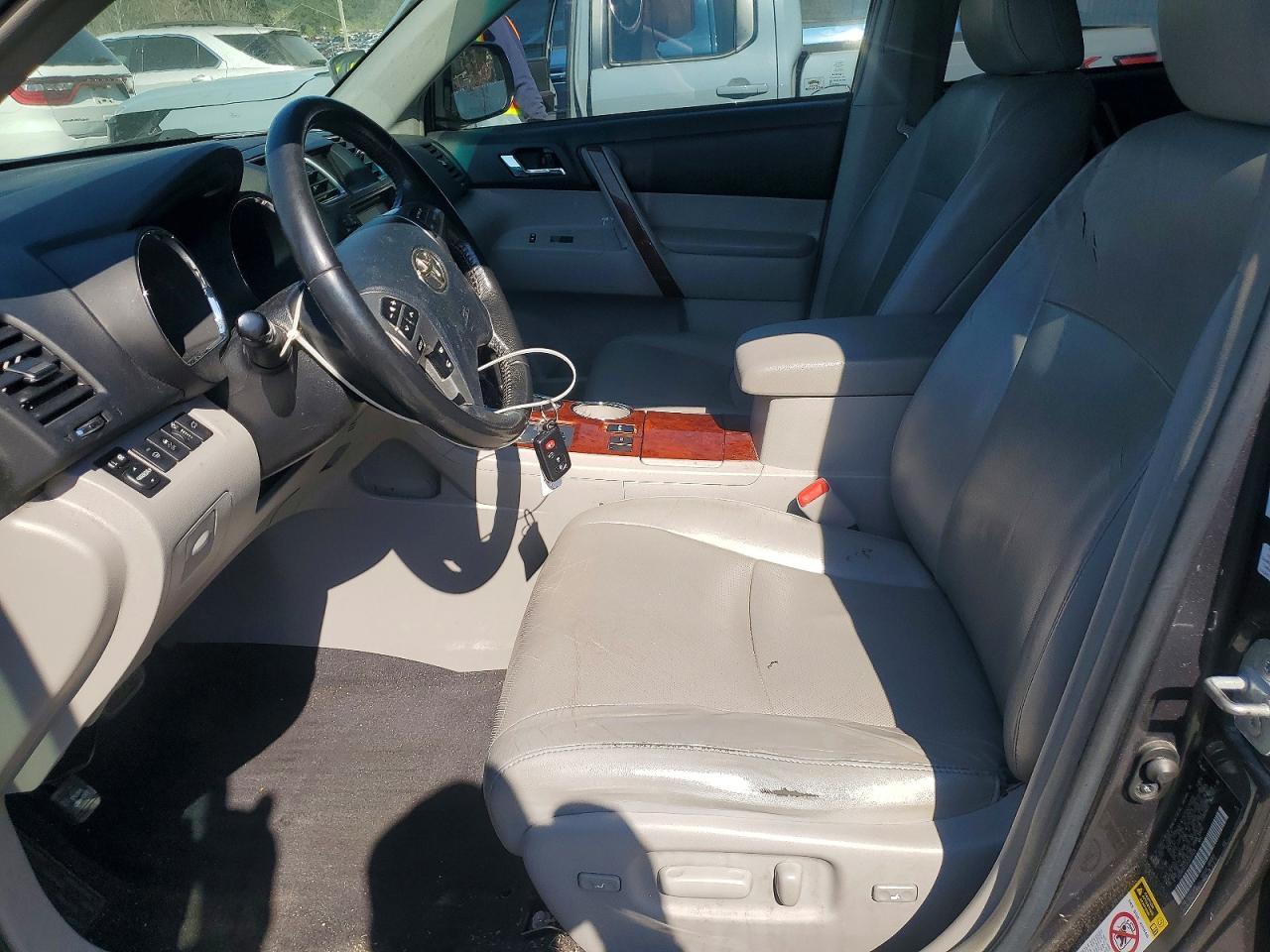 2012 Toyota Highlander Limited - Фото 7