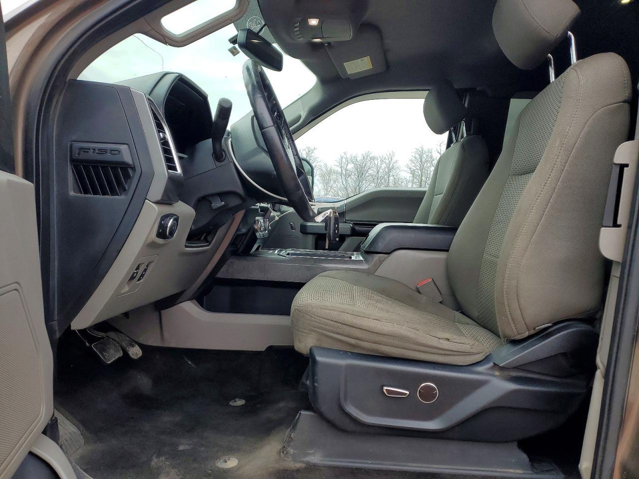 2015 Ford F150 Super Cab - Фото 7