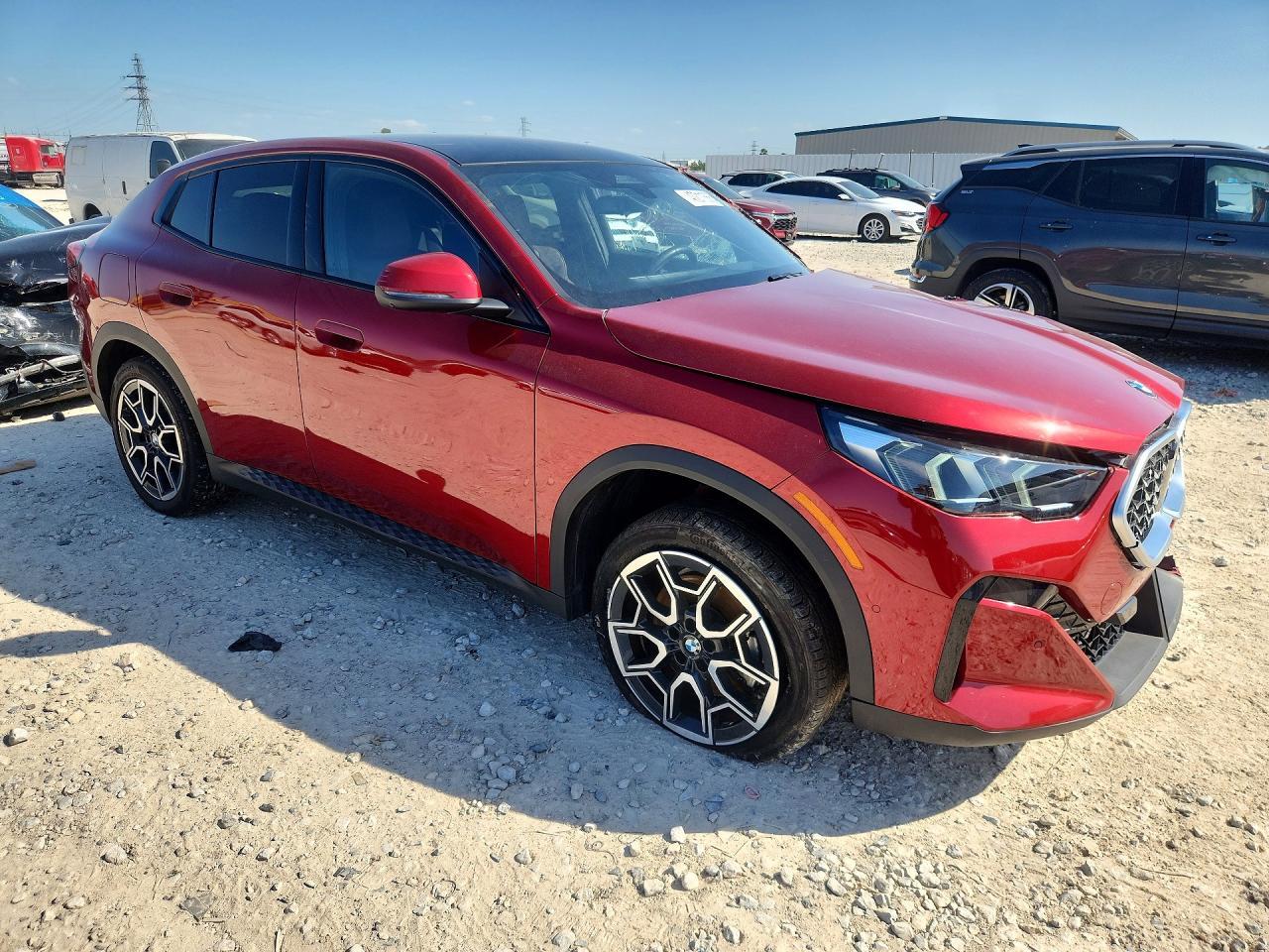 2025 BMW X2 xDrive28I - Фото 4