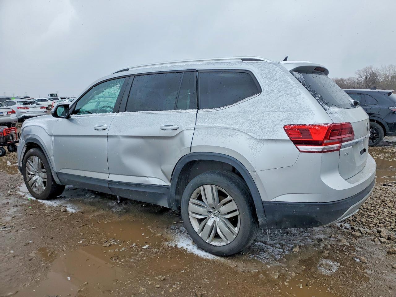 2019 Volkswagen Atlas Se - Фото 2