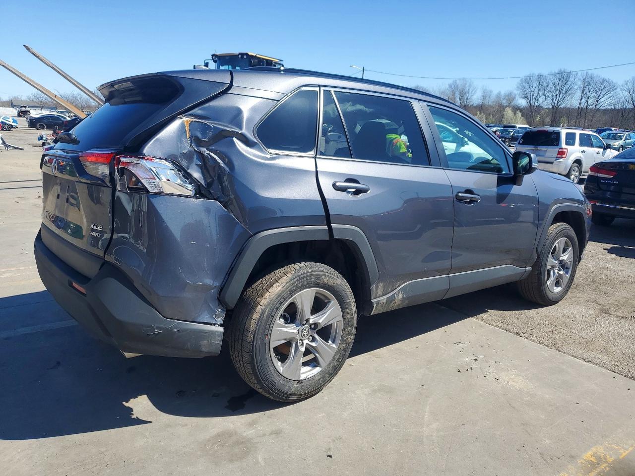 2025 Toyota Rav4 Xle - Image 3