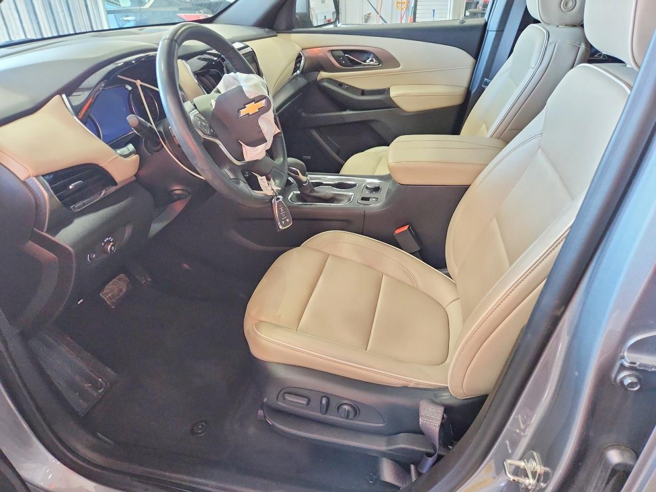 2023 Chevrolet Traverse Premier - Фото 7