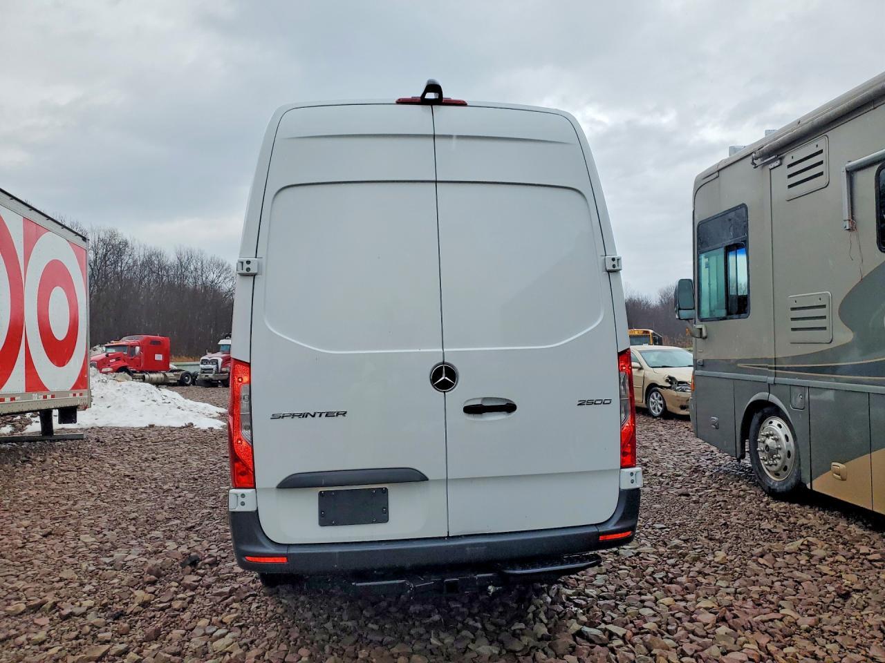 2025 Mercedes Benz Sprinter 2500 Cargo Van - Фото 6
