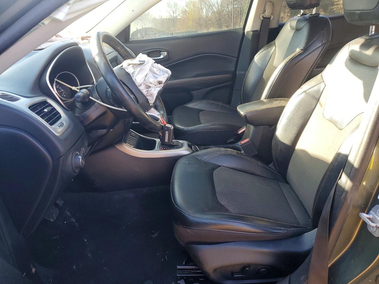2020 Jeep Compass Latitude - Фото 7