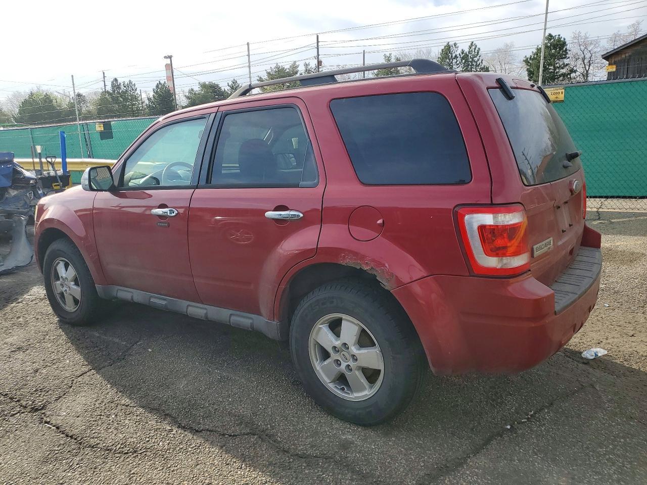 2012 Ford Escape Xlt - Фото 2