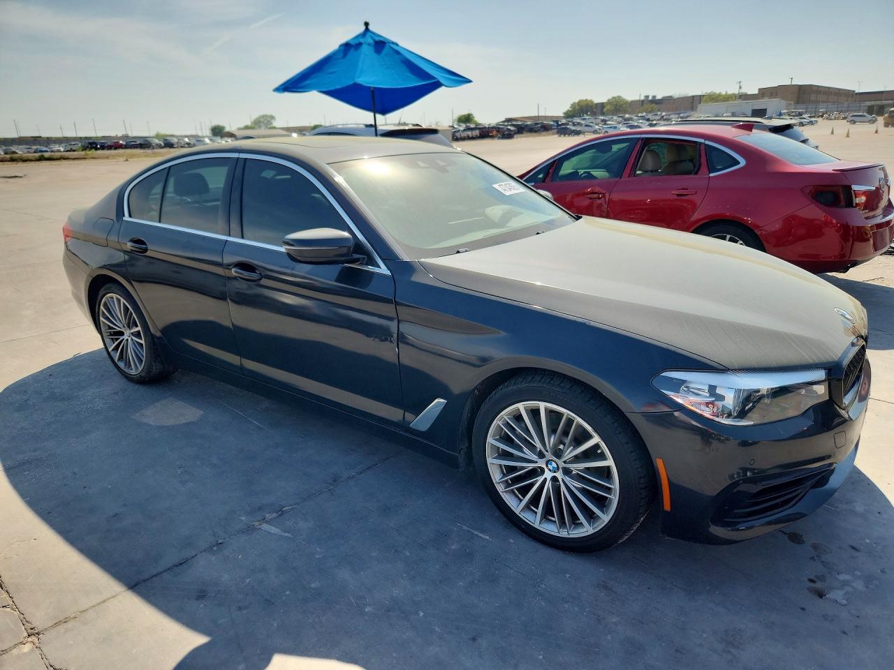 2020 BMW 530 I - Image 4