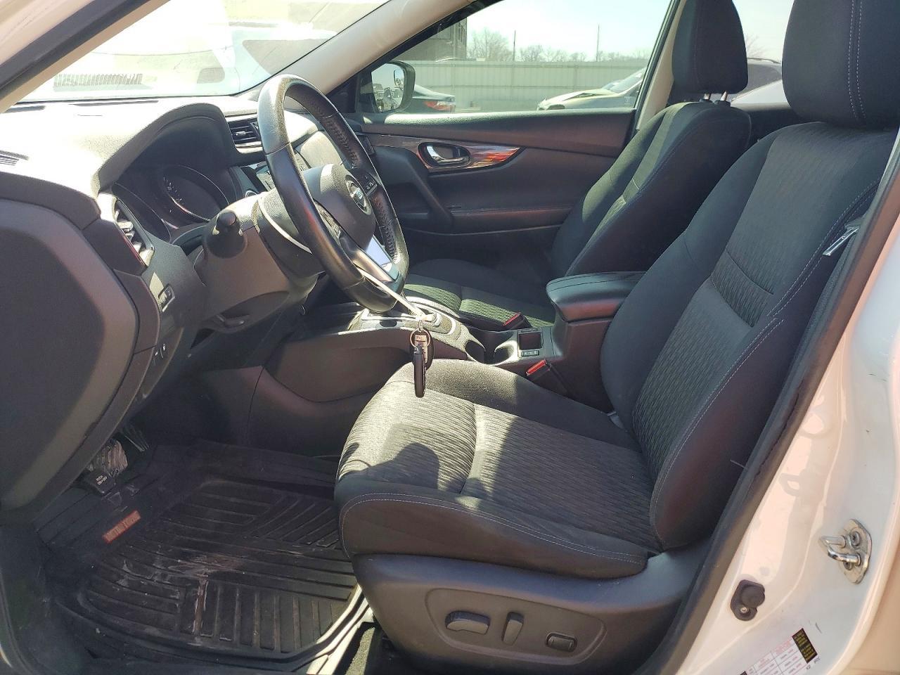 2018 Nissan Rogue - Image 7