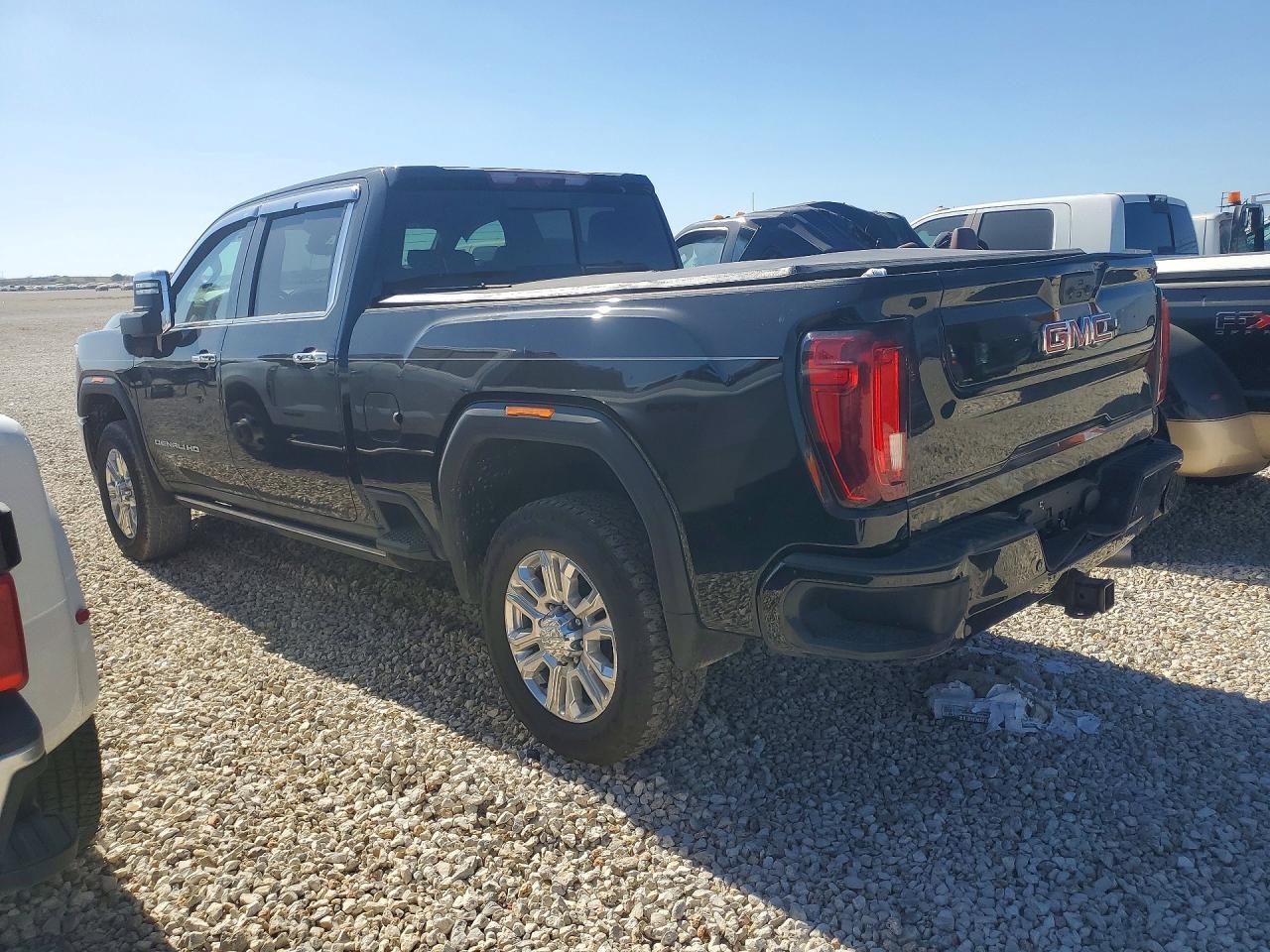 2021 GMC Sierra K2500 Denali - Фото 2