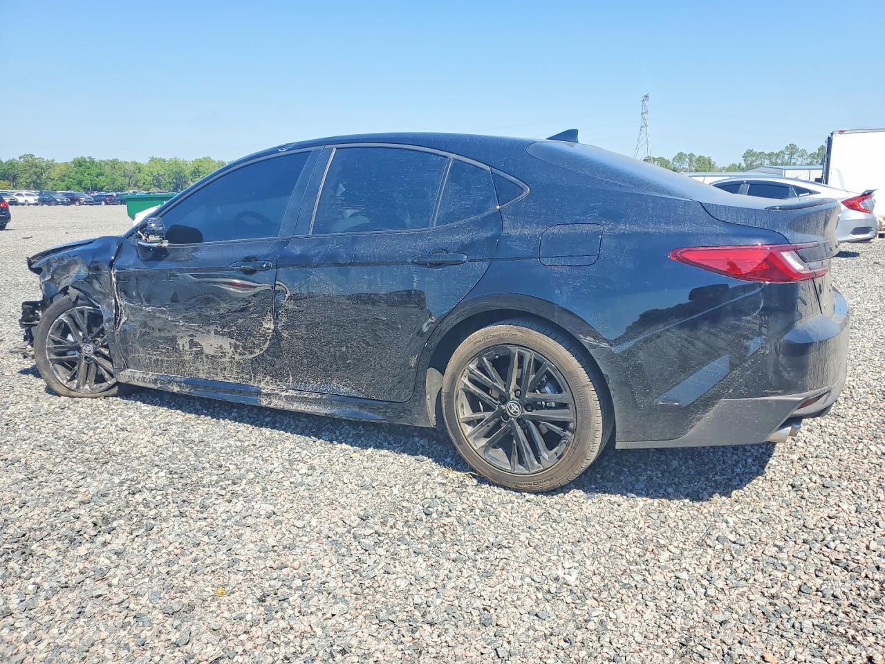 2026 Toyota Camry Se - Image 2
