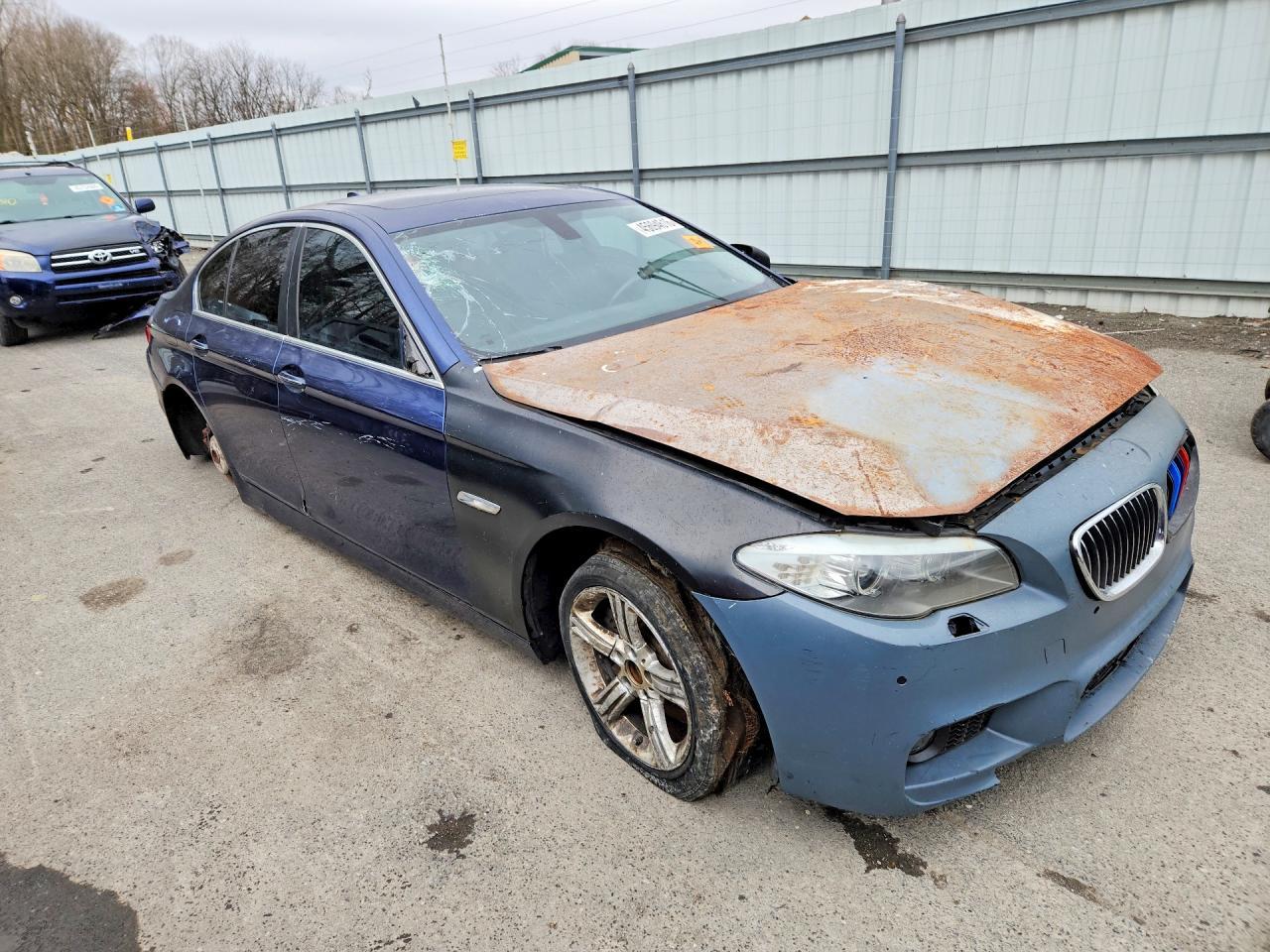 2013 BMW 5 Series - Image 4