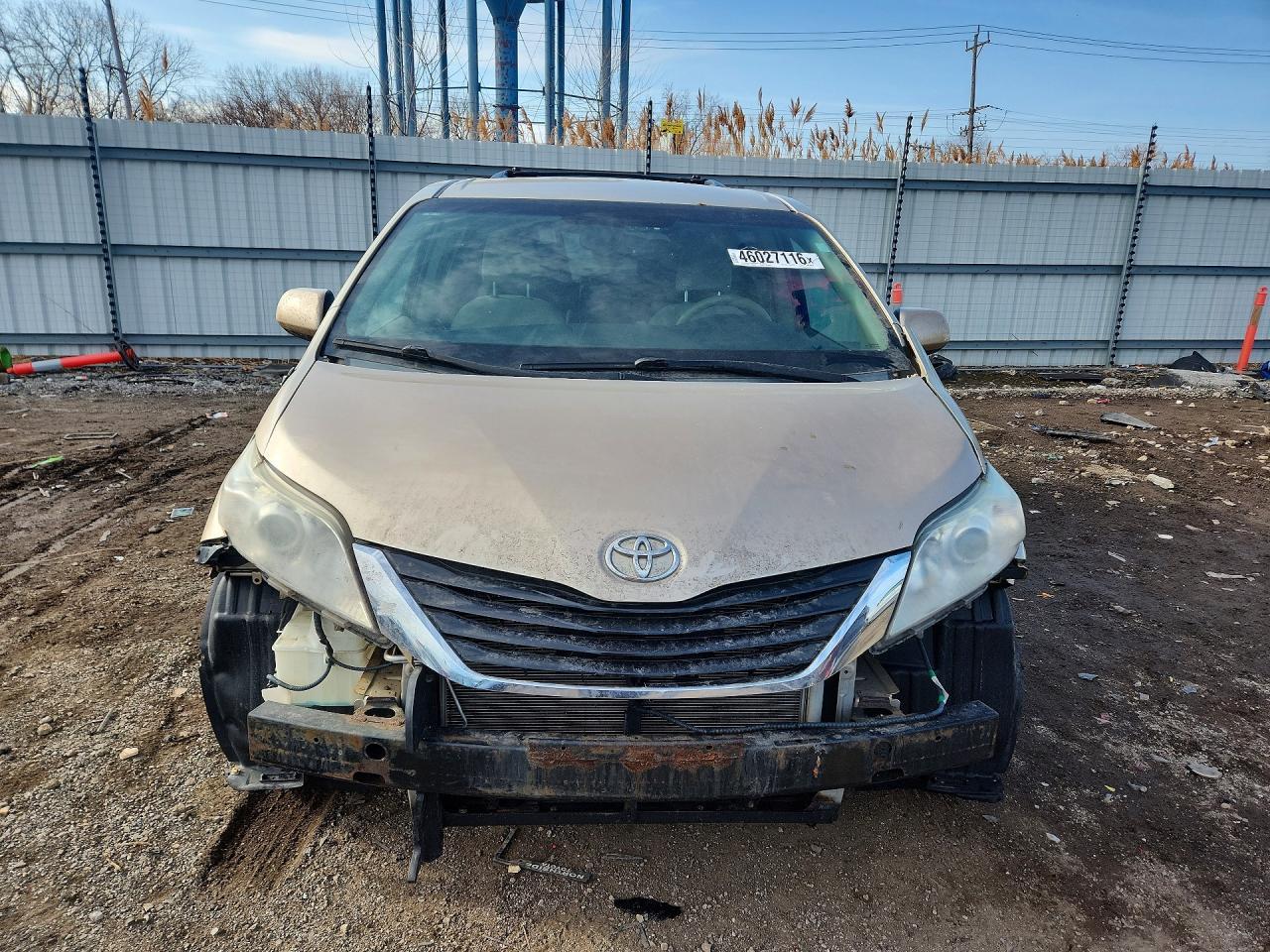 2014 Toyota Sienna Le 8-Passenger - Фото 5