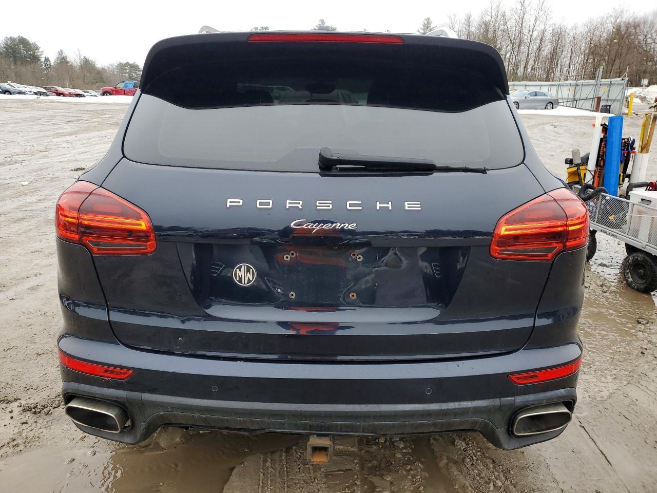 2016 Porsche Cayenne - Image 6