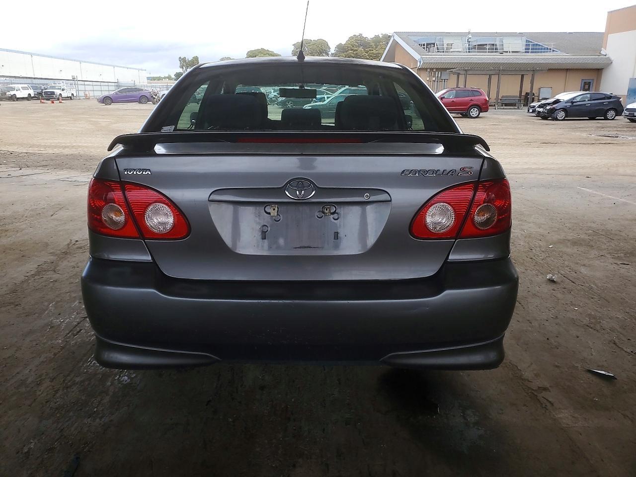 2007 Toyota Corolla S - Image 6