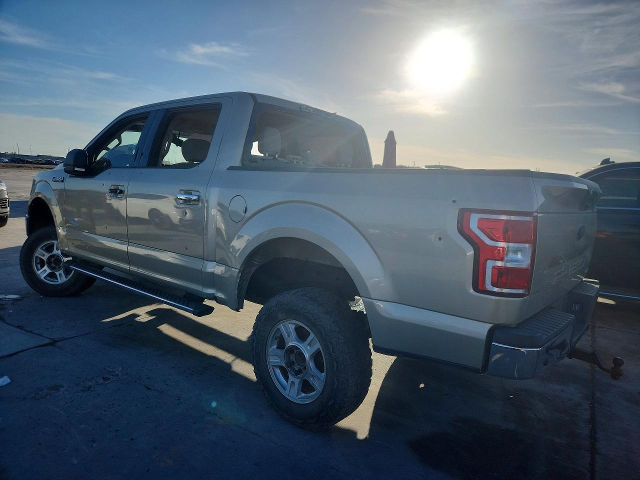 2018 Ford F150 Xlt - Фото 2