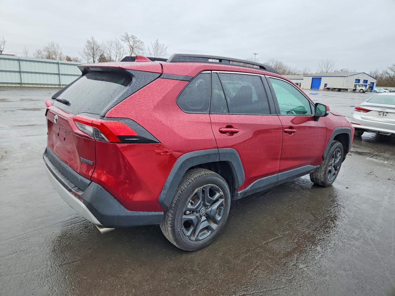 2024 Toyota Rav4 Adventure - Фото 3