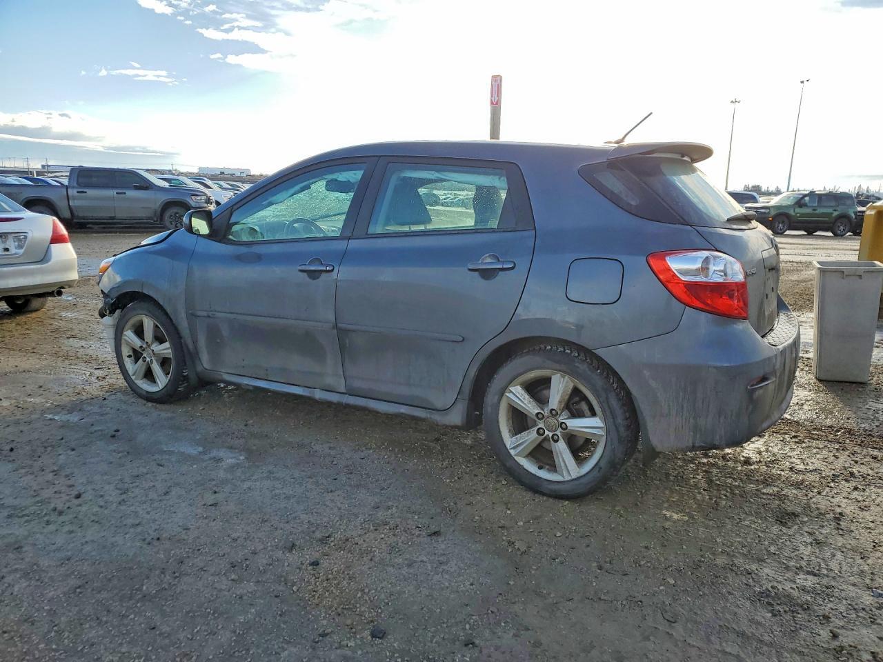 2009 Toyota Matrix S - Фото 2