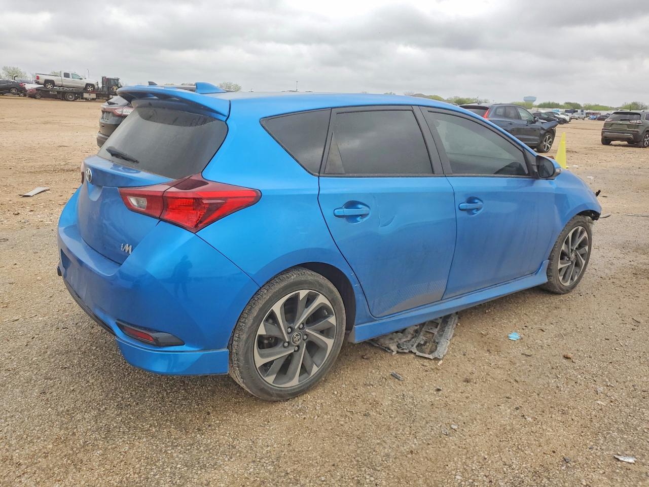 2018 Toyota Corolla Im Base - Фото 3