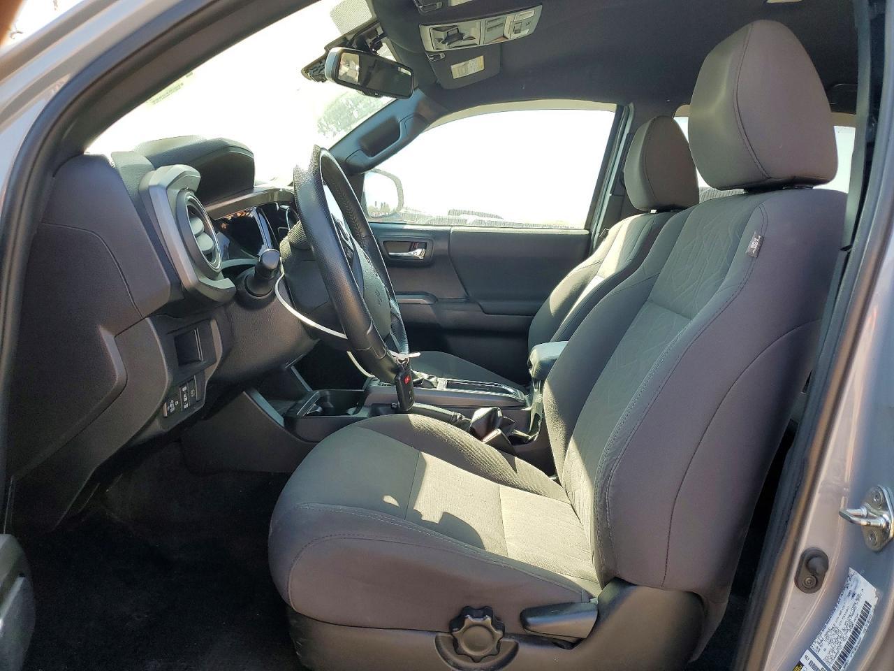 2019 Toyota Tacoma Double Cab - Image 7