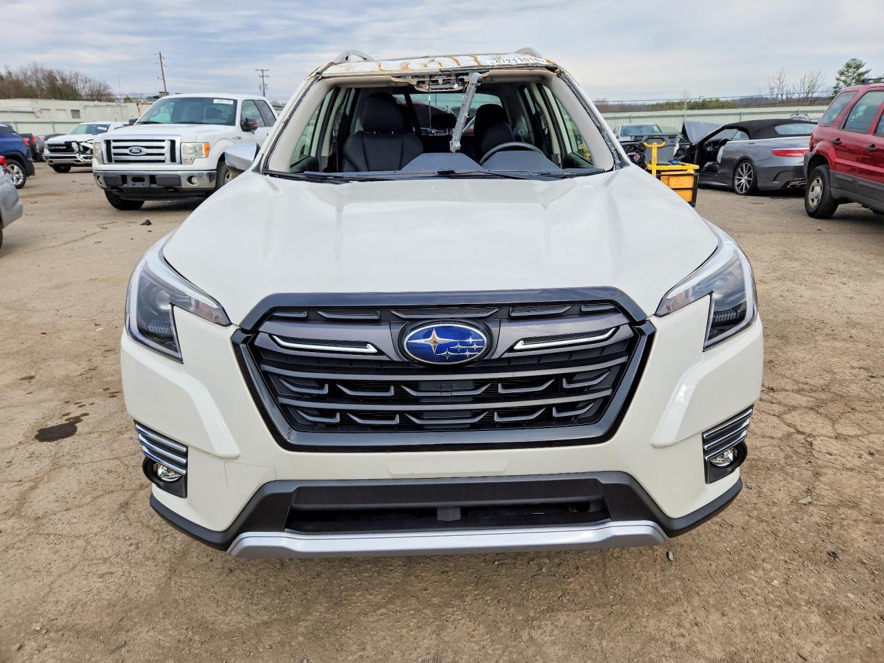 2023 Subaru Forester Touring - Фото 5