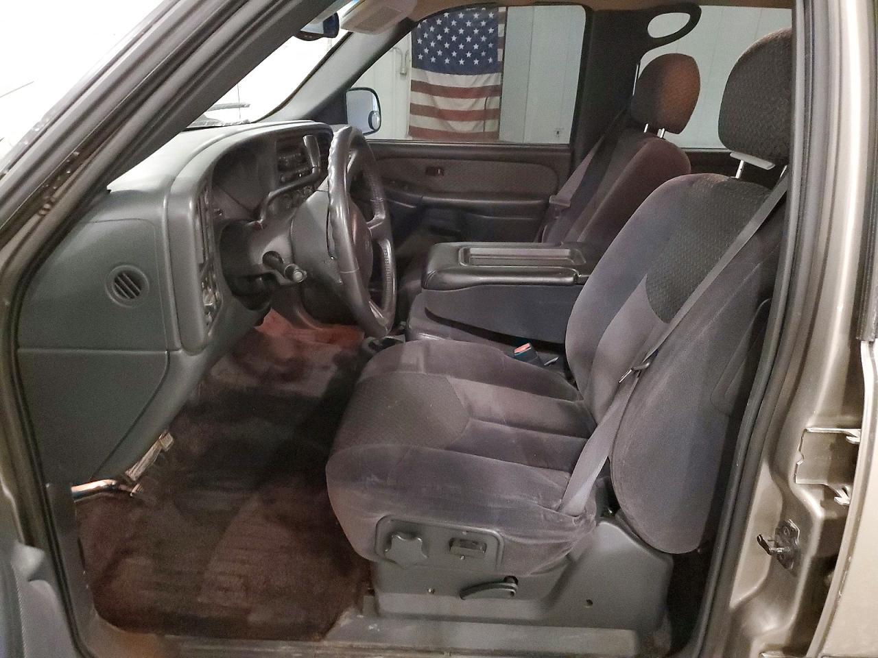 2002 Chevrolet Avalanche K1500 - Image 7
