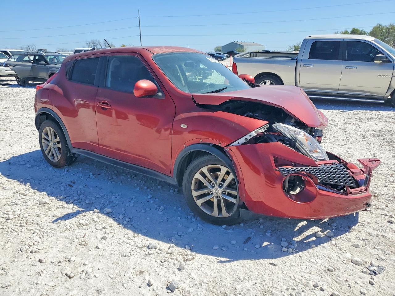 2011 Nissan Juke S - Фото 4
