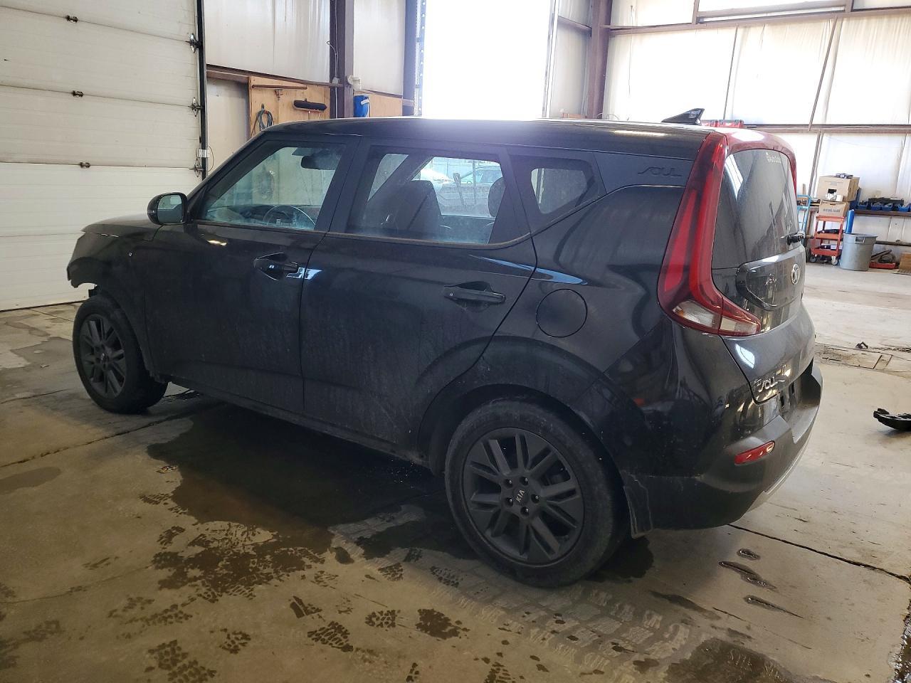 2021 Kia Soul Ex - Image 2