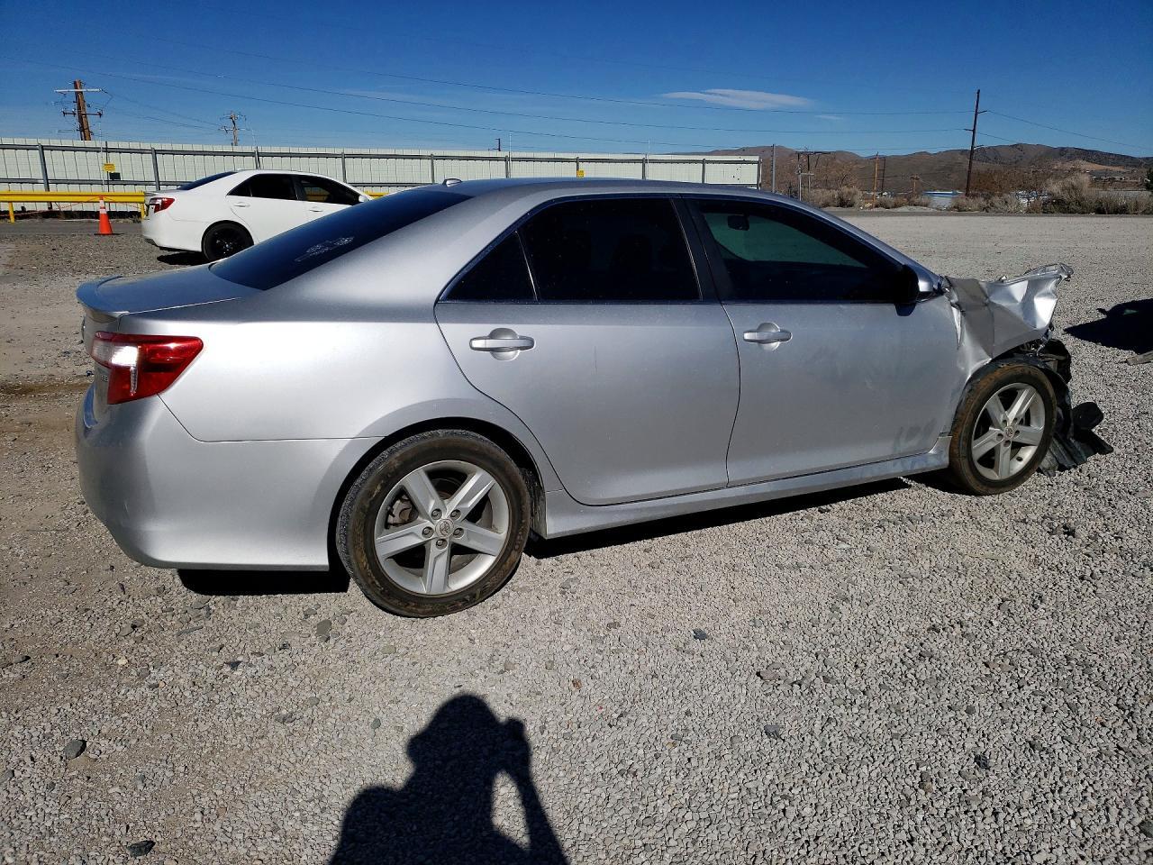2012 Toyota Camry Se - Фото 3