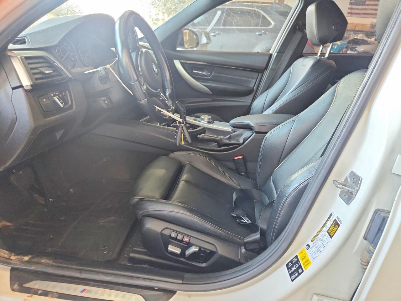 2017 BMW 330 Xi - Фото 7