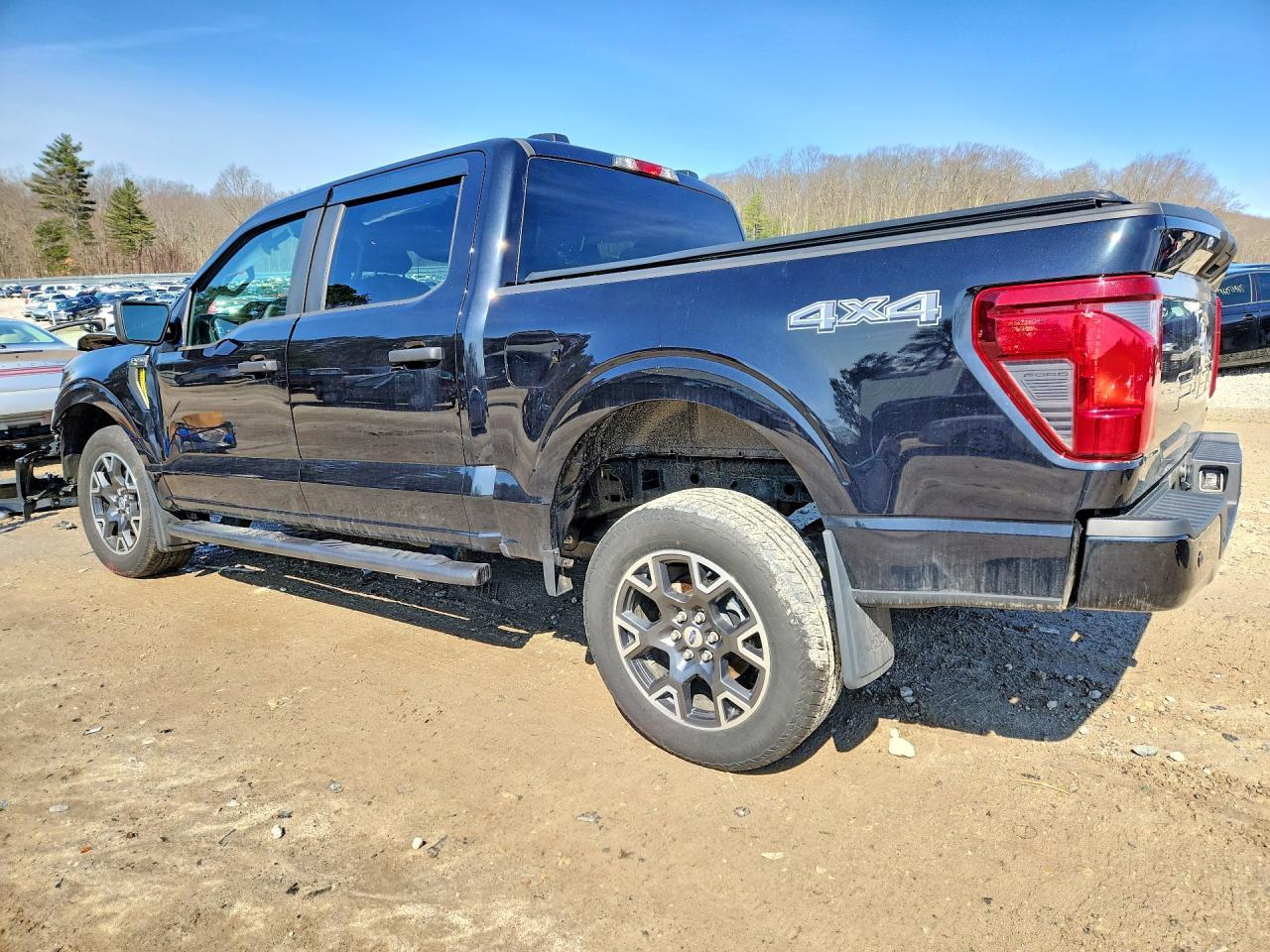 2024 Ford F150 Stx - Фото 2